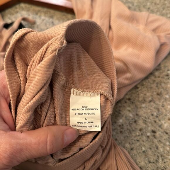 KITTENISH Ribbed Knit Essential Cut Out Jumpsuit - Picture 10 of 10